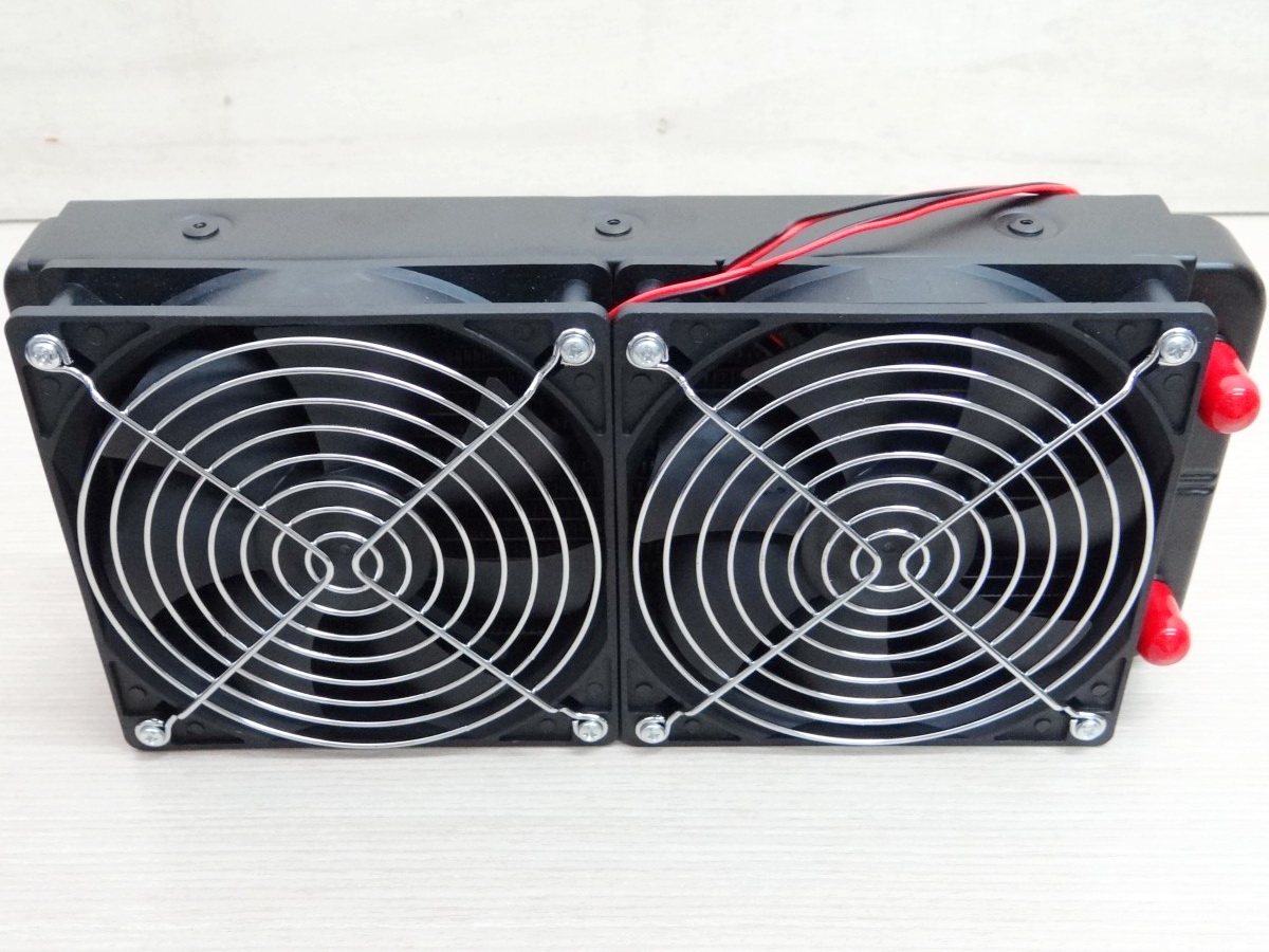 240mm Aluminum Radiator Water Cooling 18 Tube Heat Exchanger (หัวจุก 10mm) + 2 Fans 12V DC