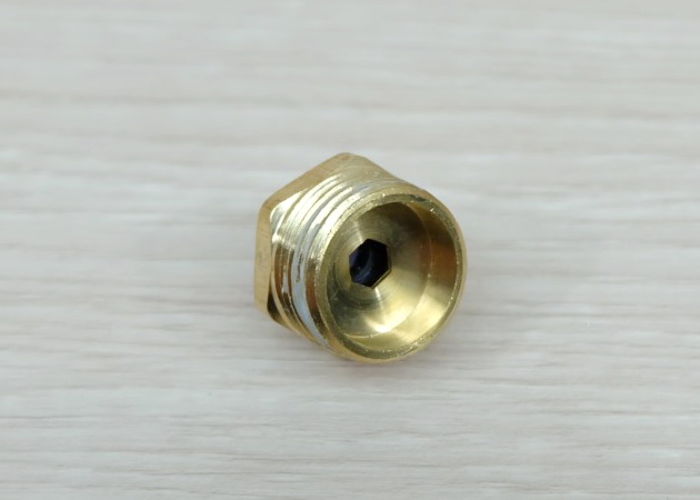 PC6-04: 6mm to 1/2BSP (20.5mm) Pneumatic Fittings Brass Quick Connectors
