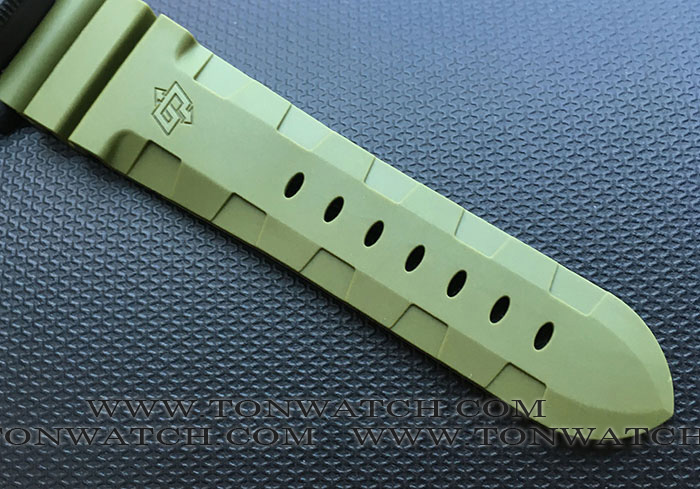 PAM961 VSF PANERAI SUBMERSIBLE MARINA MILITAIRE