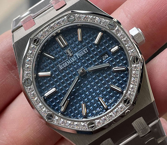 AP LADY 33MM. 67650ST ZF