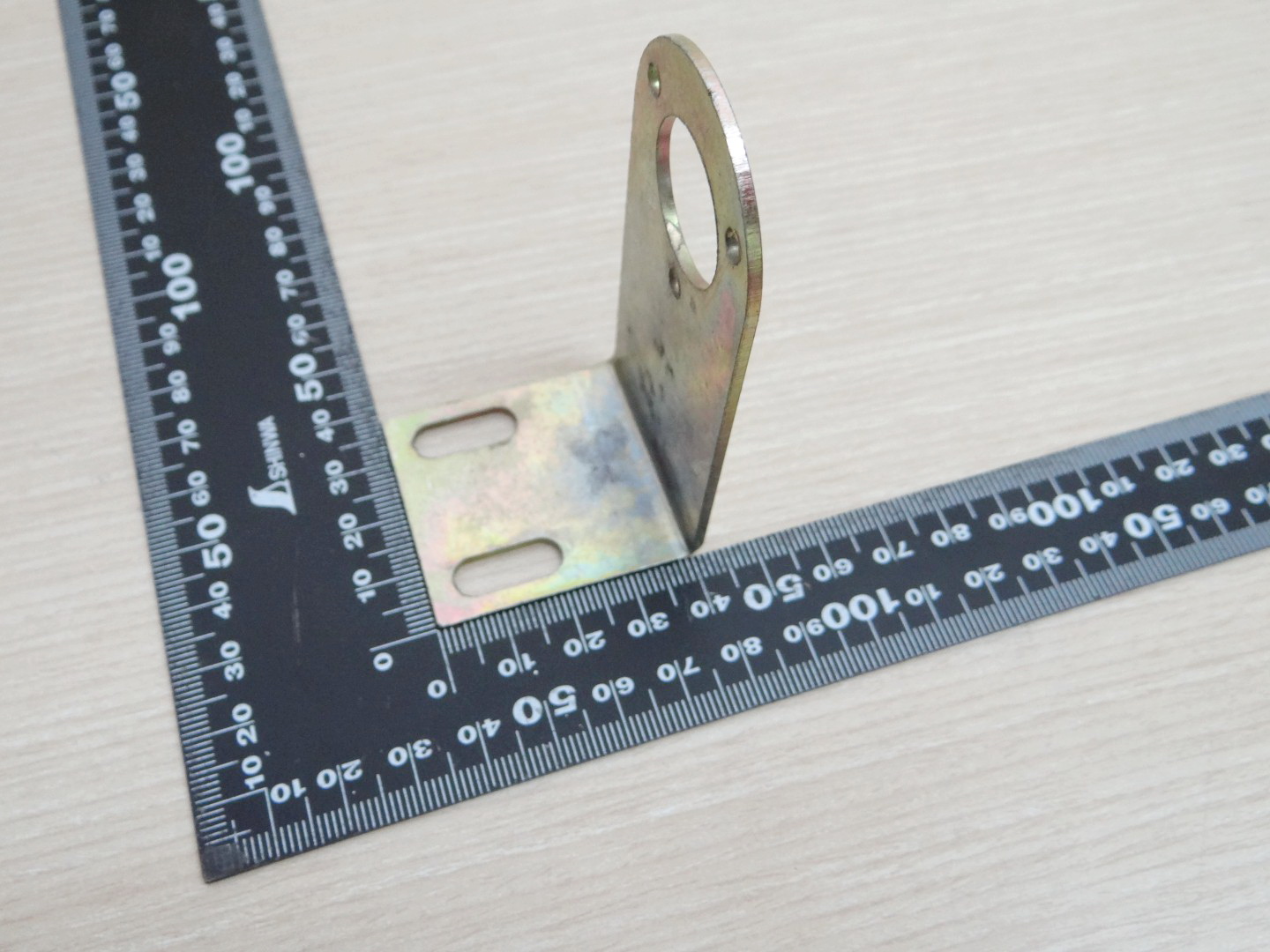 Encoders L-Bracket, Dia. 38mm Bore 20mm