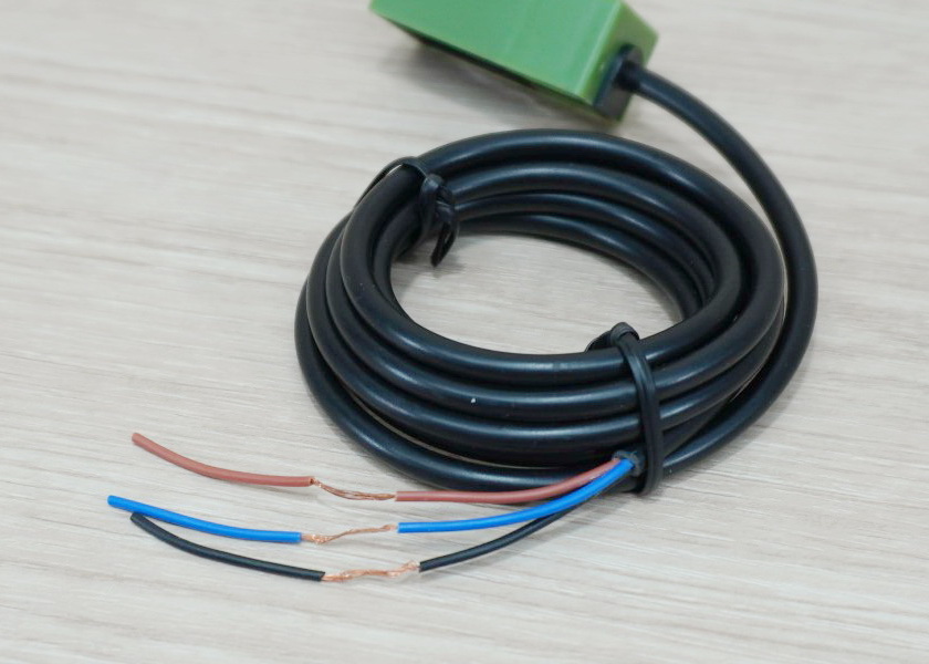 SN04-P (PNP, NO ระยะ 4mm) 6-36V DC Inductive Proximity Switch