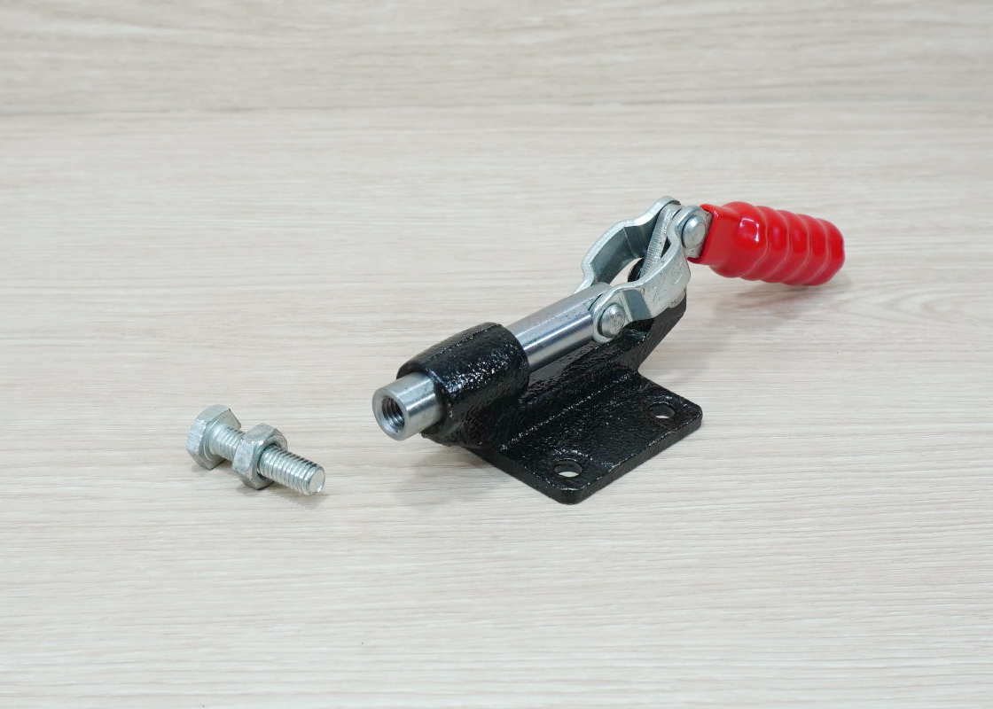 305C 32mm Plunger Stroke Push Pull Toggle Clamp 227kg Holding Capacity