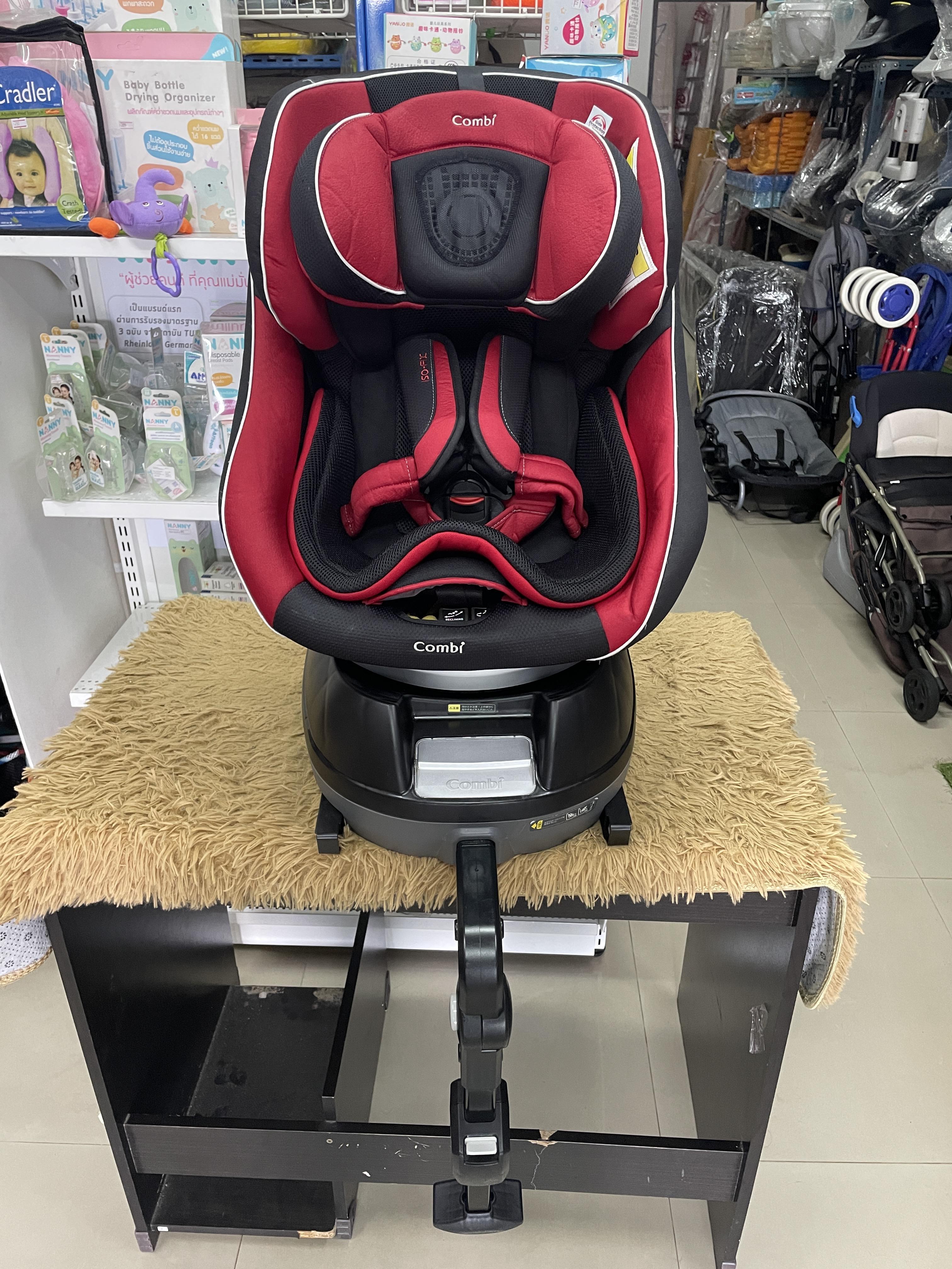 Combi คาร์ซีทมือสอง Combi Cradling 360 ISO-FIX สีแดง ผ้าสวย
