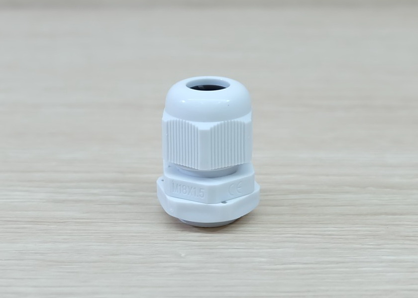 M18 (White) Water-proof Nylon Plastic Cable Gland Connector (แพ็ค 10 ตัว)