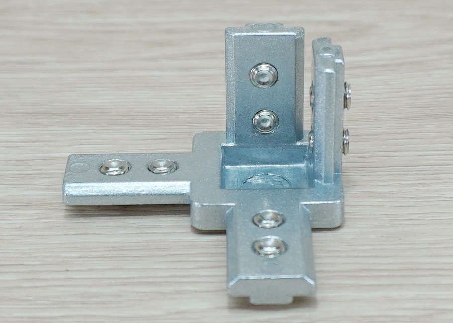 3 Way L-Bracket สำหรับ Series 30 Alu Profile (8-Hole)