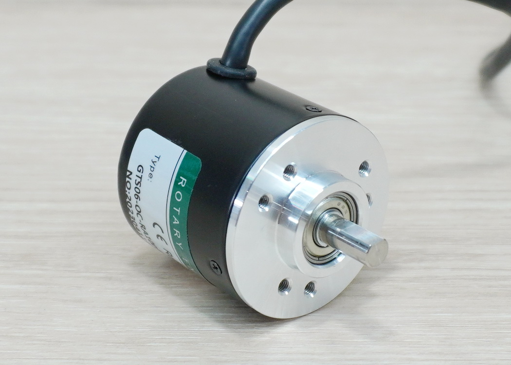 1000P/R Rotary Encoder (GTS06-OC-RA1000A-2M) Shaft 6mm, NPN, 5-24VDC, Cable 2M