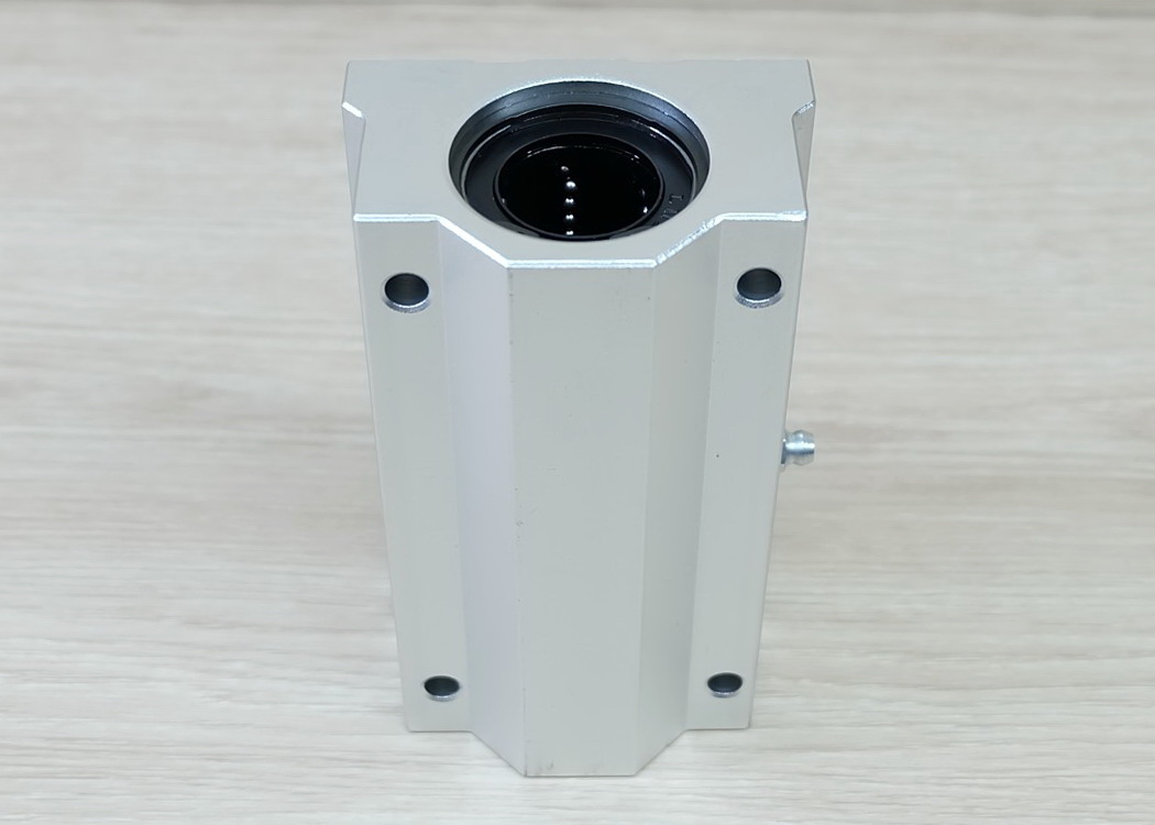 SCS25LUU Linear Ball Bearing Block 25mm