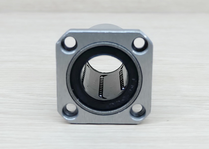 LMK25UU 25x40x59mm Square Flange Linear Ball Bearing 25mm