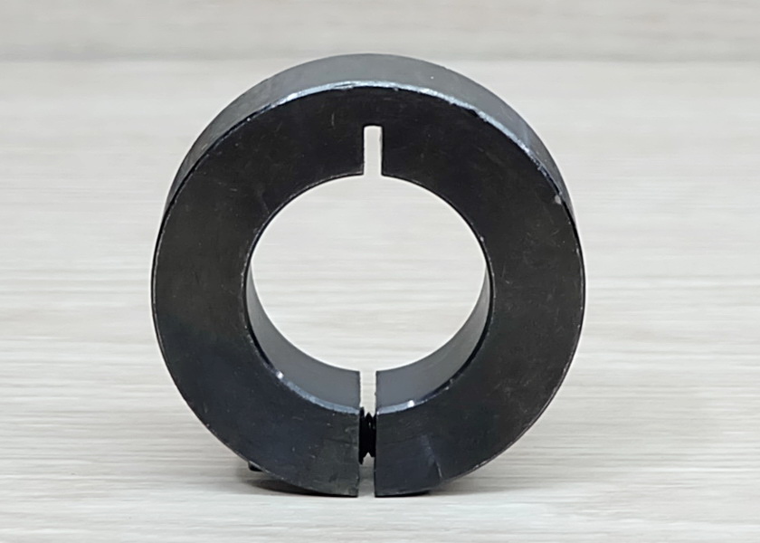 SCS 30x54x15 mm (IDxODxThickness) 45 Steel - Open type optical axis fixing ring