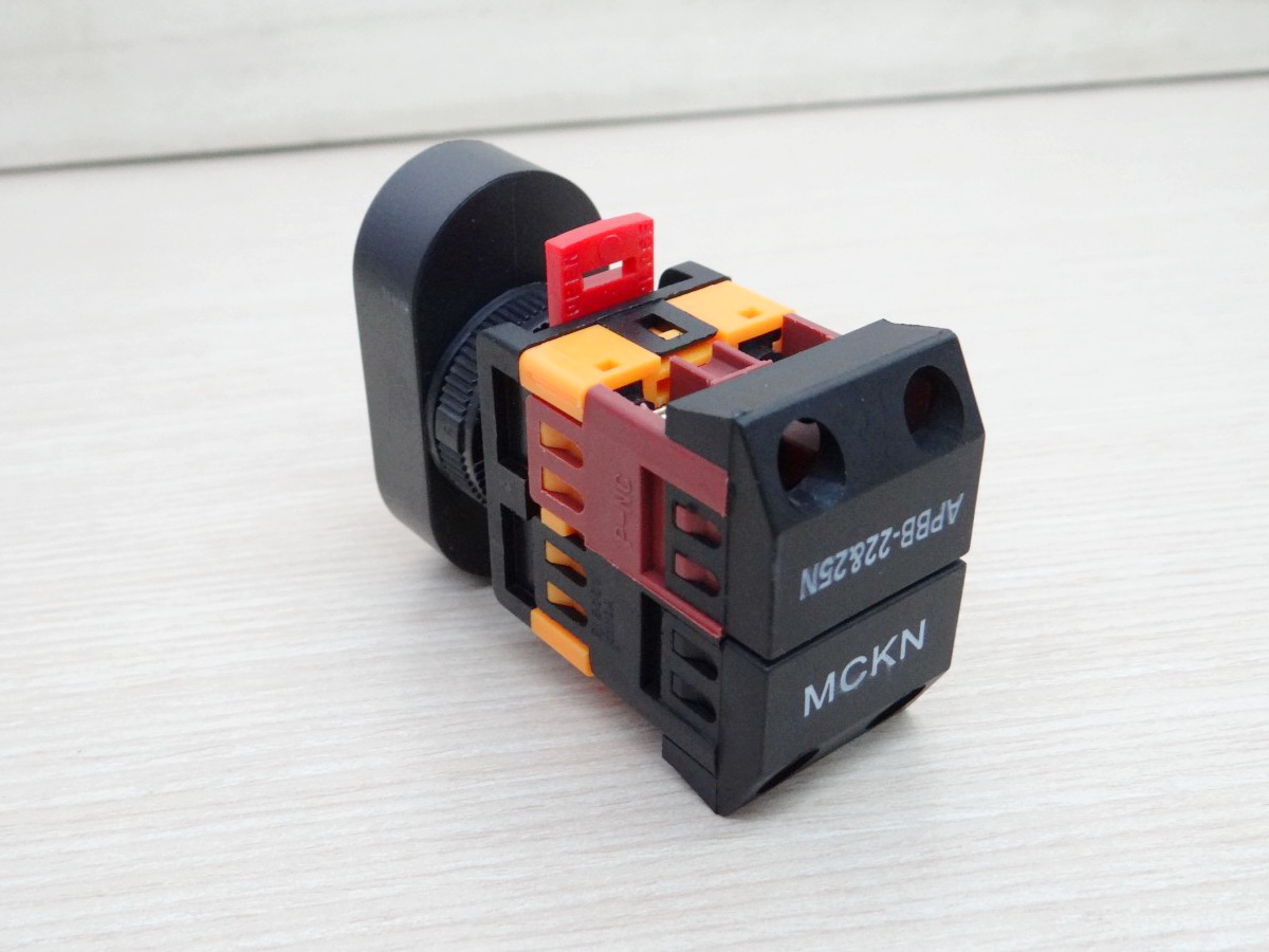 APBB-22N Control Push Button Switch With (220V LED light) Start/Stop 10A/600V (กดติด-ปล่อยดับ)