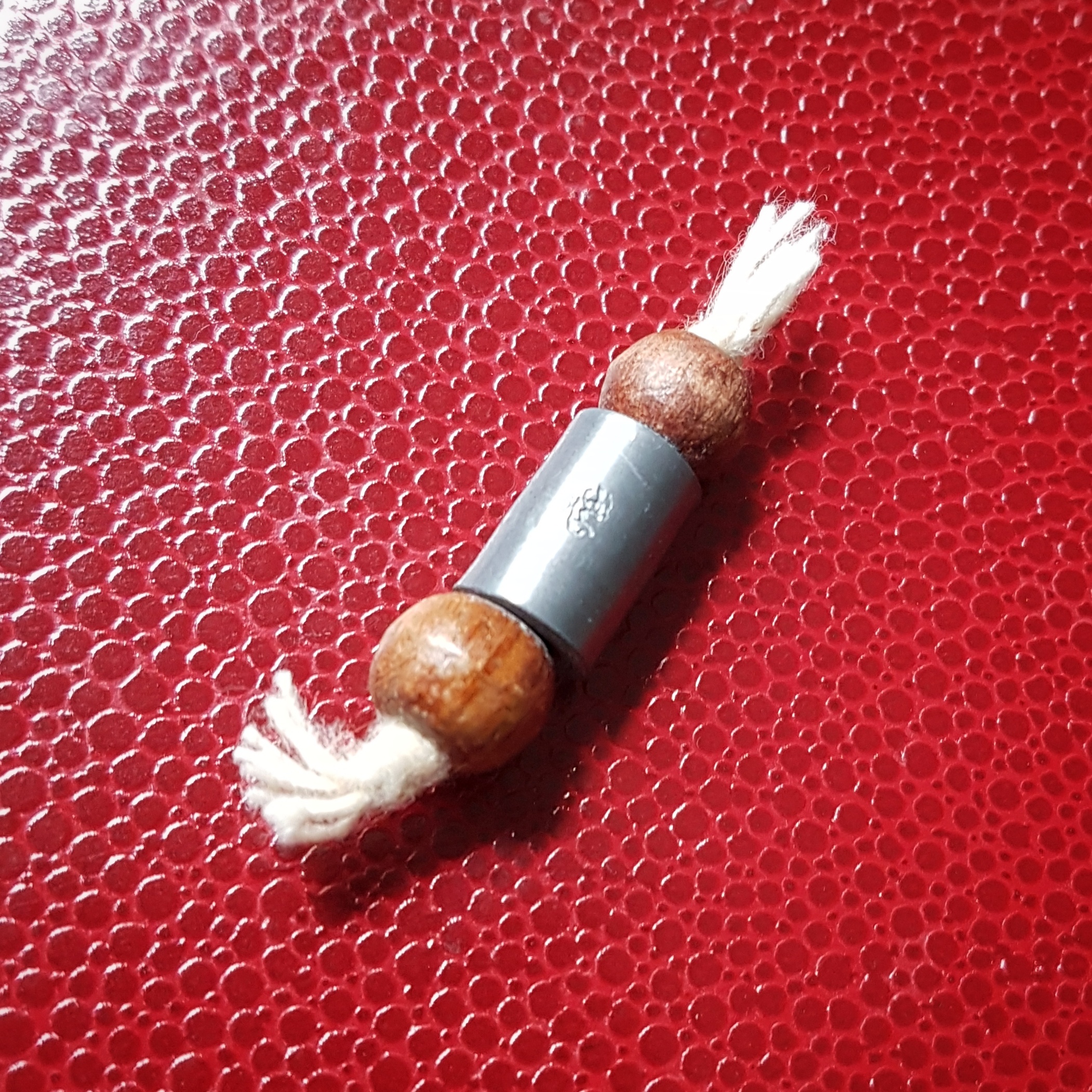 ตะกรุดไสยงยง หลวงปู่ครูบาบุดดา วัดหนองบัวคำ จ.ลำพูน(ตอกโค้ด)