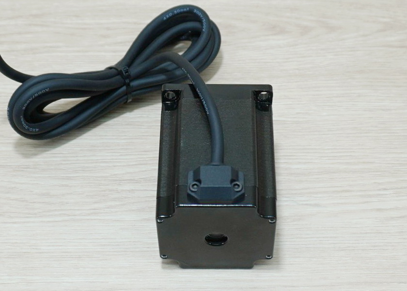 57BYGH250C - Stepper Motor (Nema23) แรงบิด 1.8N.m 3A Shaft 8mm - 2m Cable