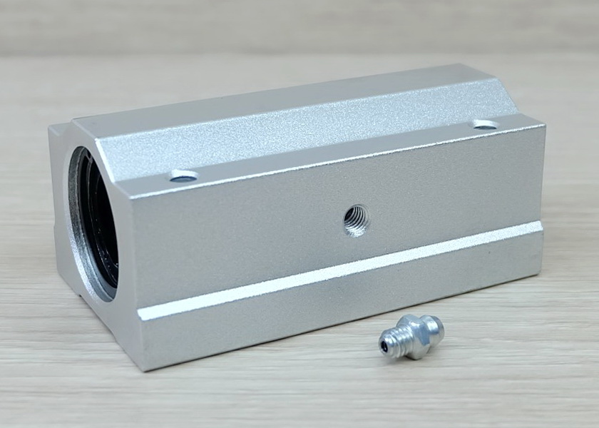 SCS20LUU Linear Ball Bearing Block 20mm