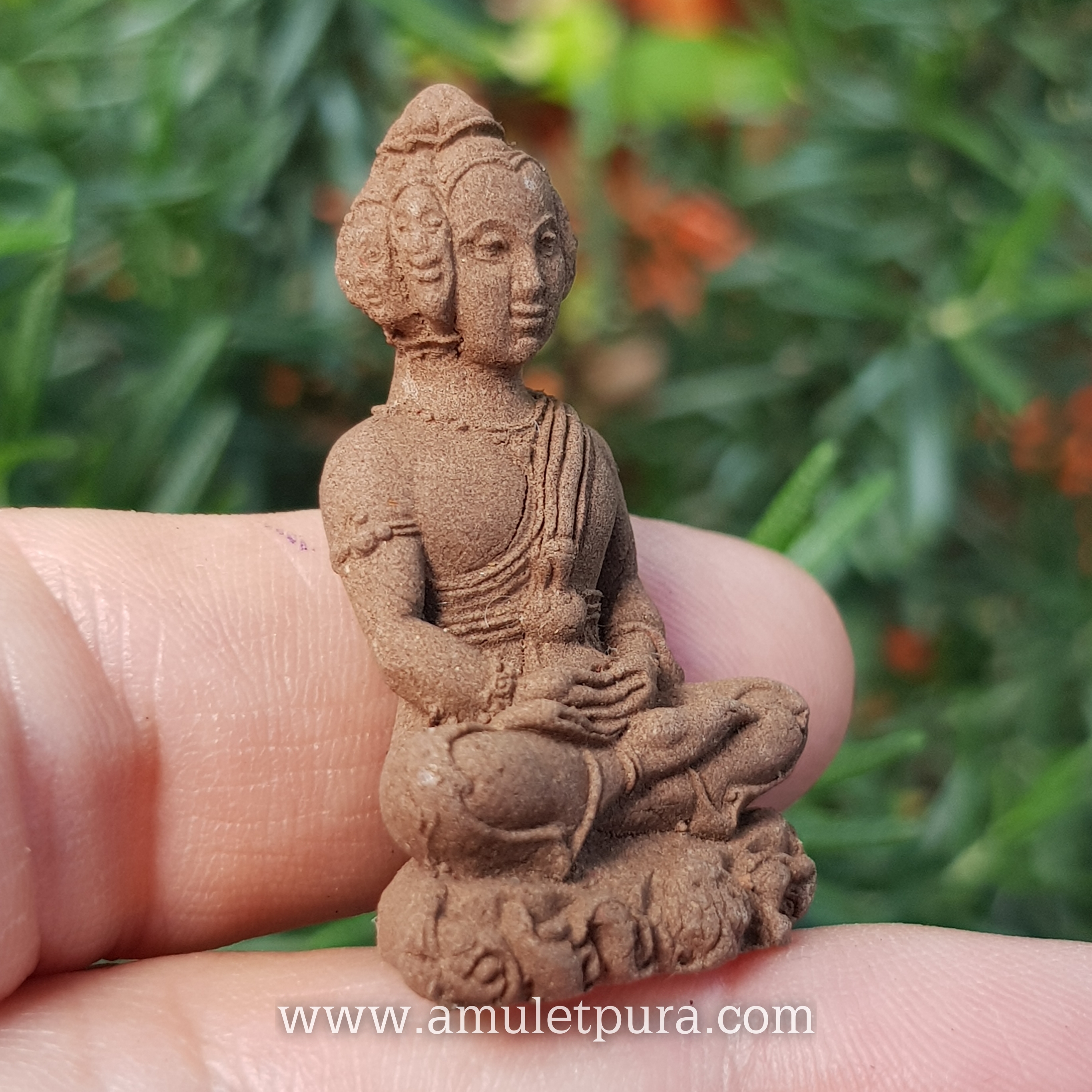 พระเศรษฐีนวโกฏิ เนื้อผงไม้ยอ ปี52 หลวงปู่มา วัดป่ามงคลญาณ จ.อุบลราชธานี