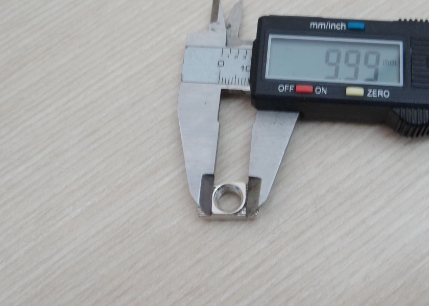 Free Nut M8 (20 ตัว/ชุด) สำหรับ Series 40 Alu Profile