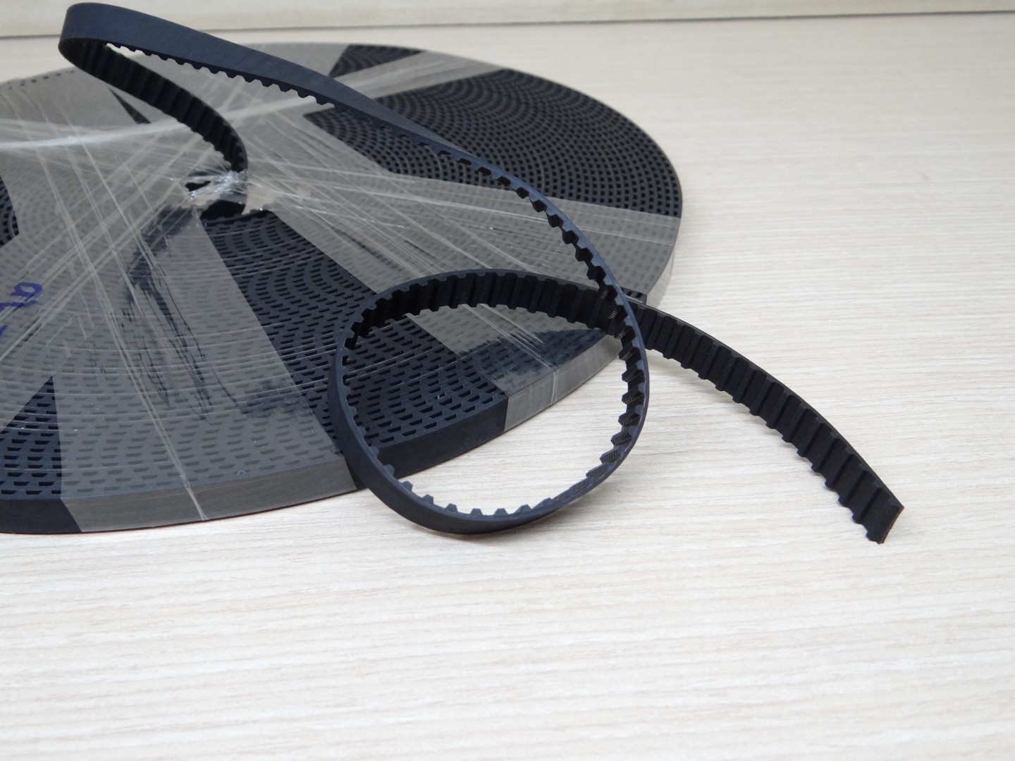 XL-10mm Rubber Open Timing Belt (สานแถบเส้นไฟเบอร์กลาส ราคา/1เมตร)