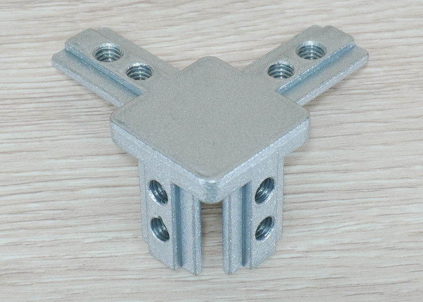 3 Way L-Bracket สำหรับ Series 30 Alu Profile (8-Hole)