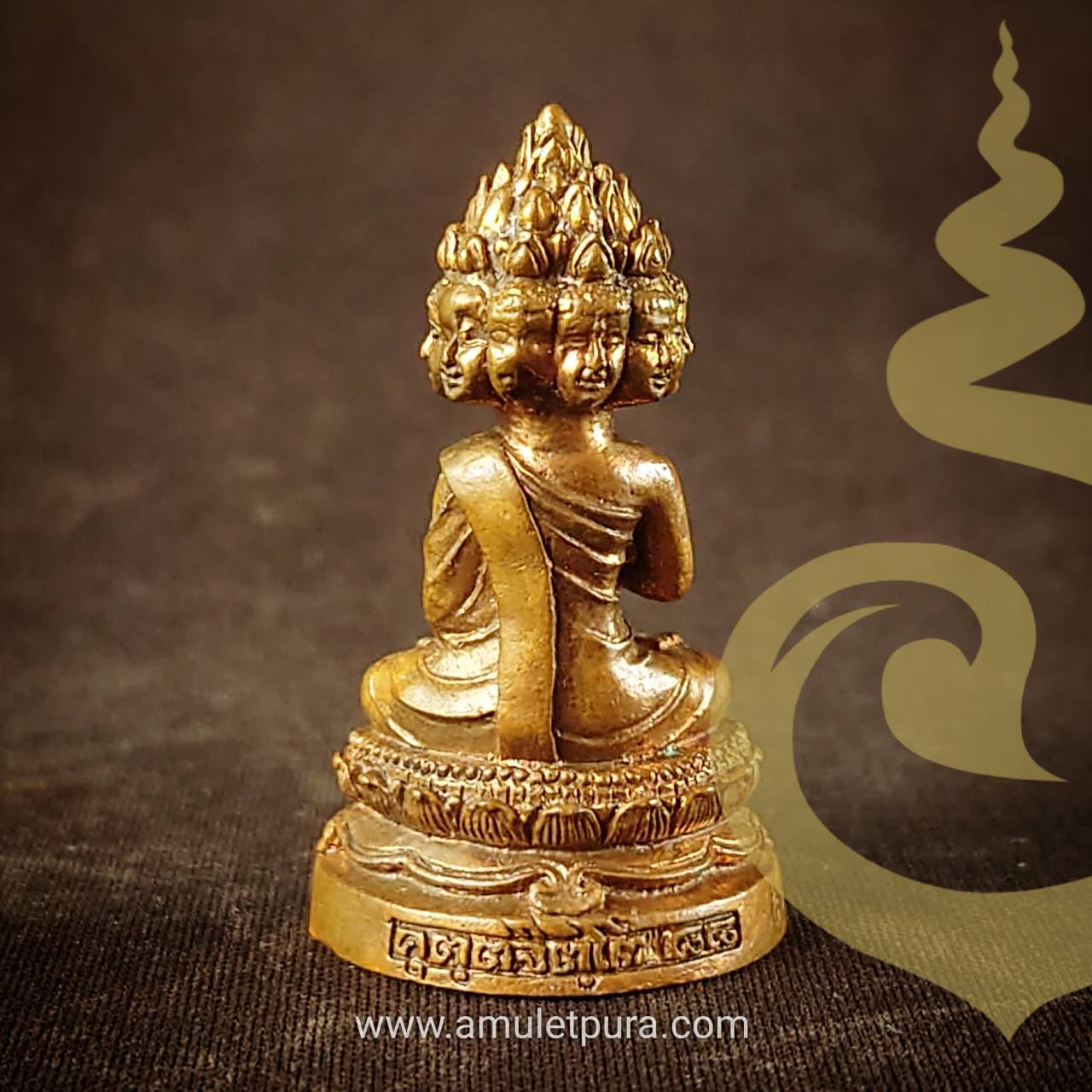 พระเศรษฐีนวโกฏิ (เนื้อสัตตโลหะ) รุ่นประทานพรร่ำรวย ปี52 หลวงปู่คำบุ วัดกุดชมภู จ.อุบลราชธานี (ใต้ฐานอุดผงพุทธคุณ มีโค้ด และหมายเลขกำกับ)