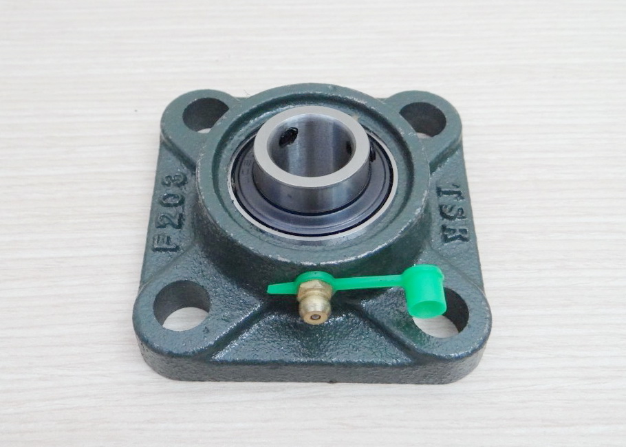 UCF203 Flange Bearing Unit 17mm Cast Iron Housing Self-aligning