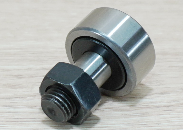 CF12/ KR30 Cam Follower Needle Roller Bearing M12x1.5mm