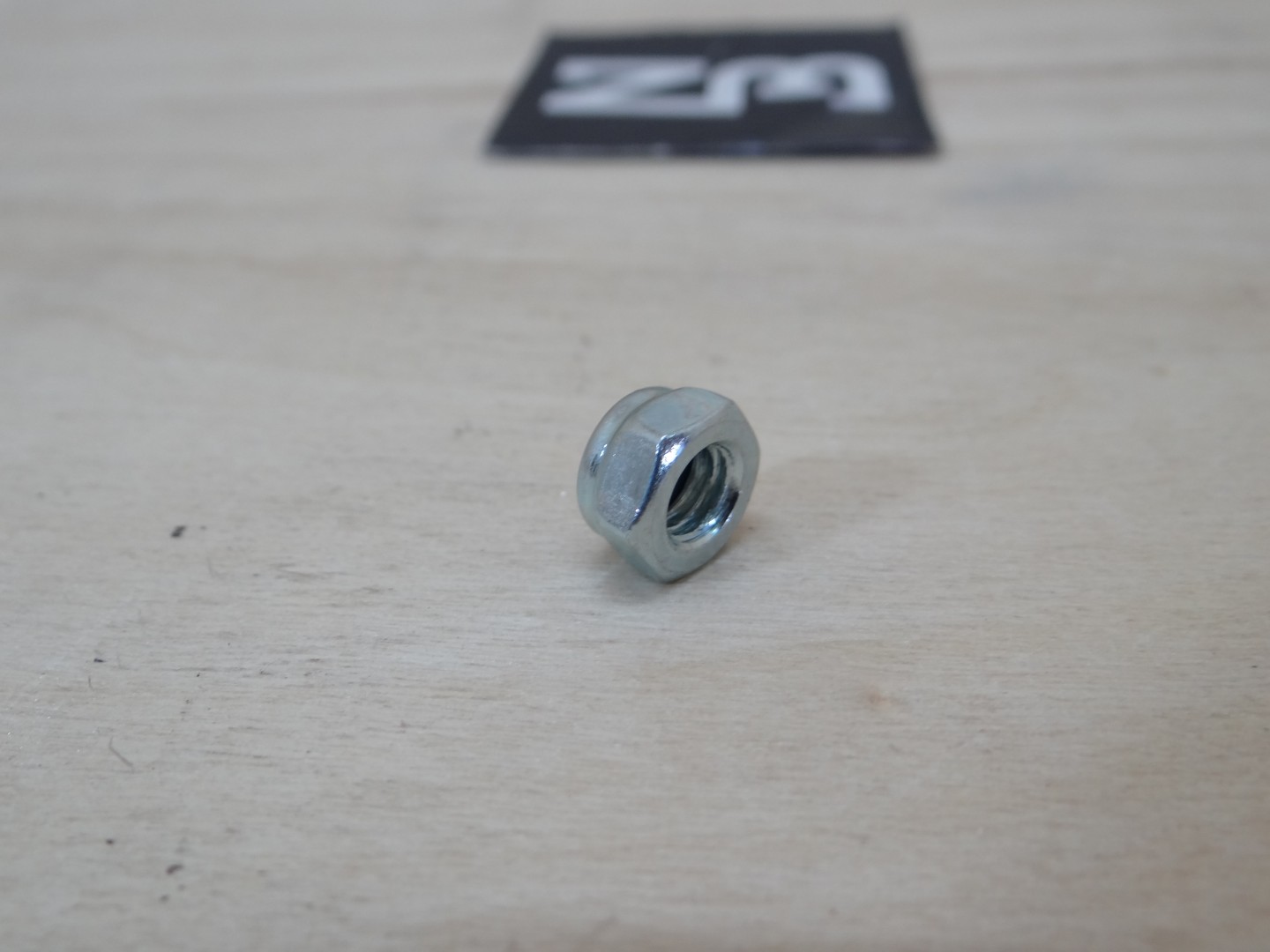 หัวน็อตล็อค Hex Lock Nut M5x0.8 (10ตัว/ถุง)