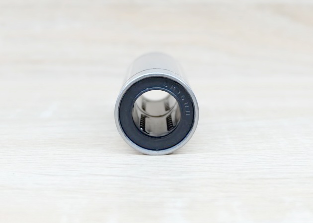 LM16LUU (16x28x70mm) Linear Ball Bearing 16mm