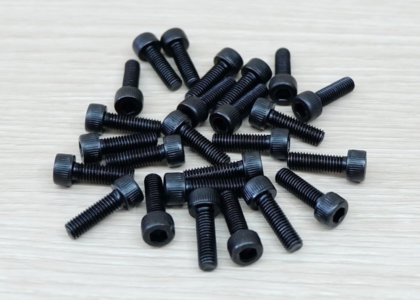 สกรูหัวจมดำ Screw M5 ยาว 16mm (20ตัว/ถุง)