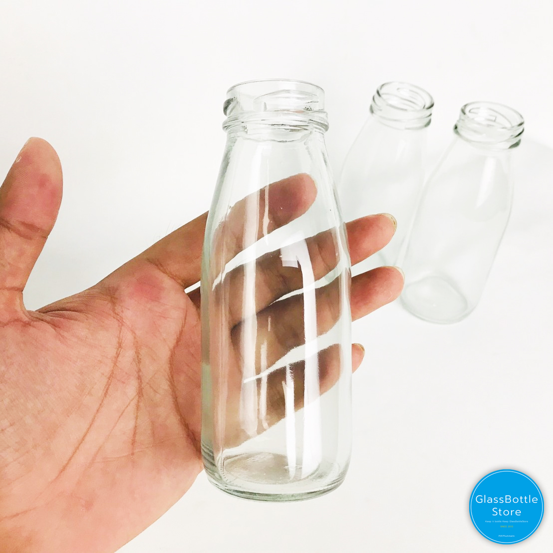 ขวดแก้ว น้ำผลไม้ 180ml ฝาเกลียวล็อคสีเงิน