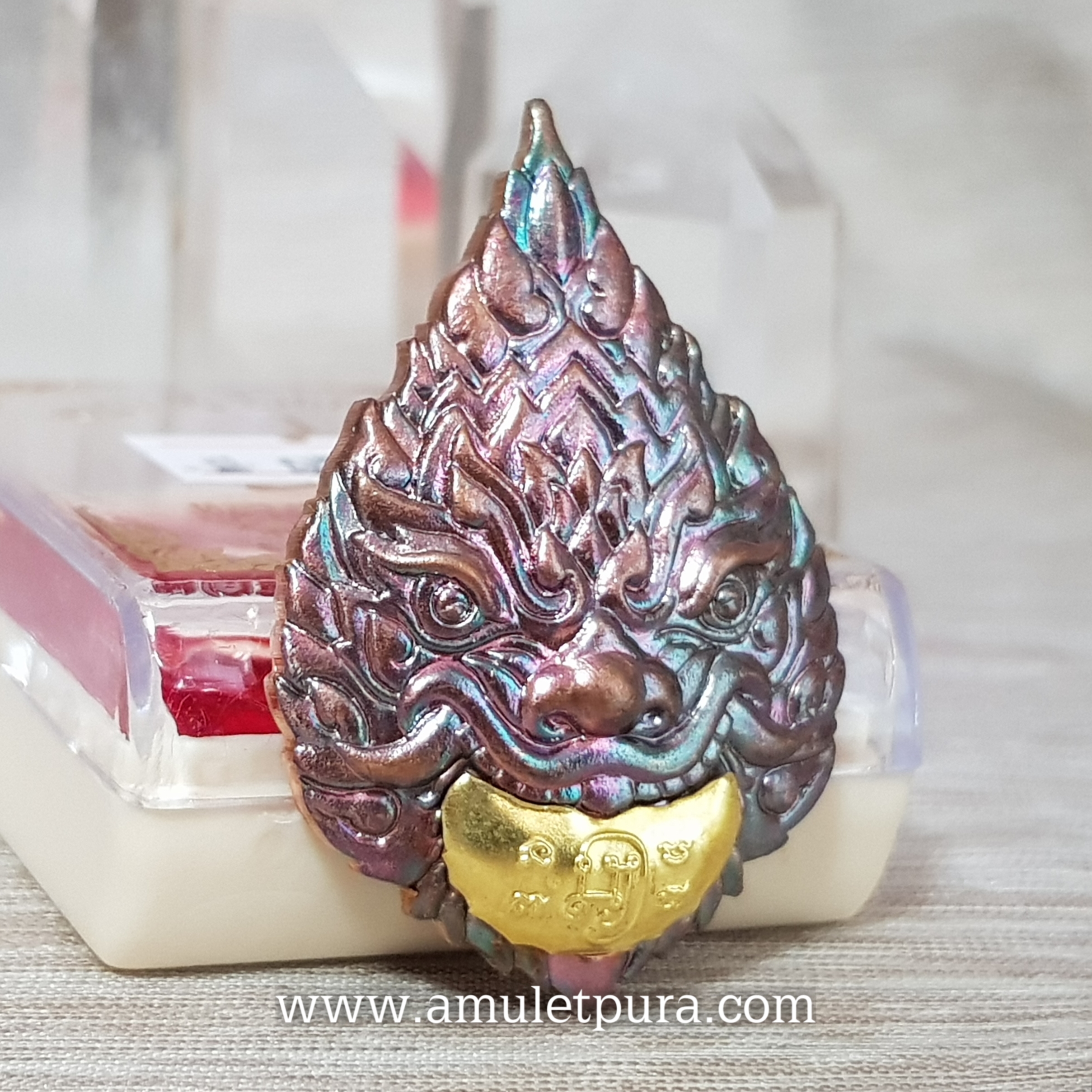 พระราหู รุ่นรวยทรัพย์(เนื้อสัตตะผิวรุ้ง พระจันทร์หน้ากากชนวน)ปี60 หลวงพ่อรักษ์ วัดสุทธาวาสวิปัสนา จ.พระนครศรีอยุธยา(มีโค้ด หมายเลข92)