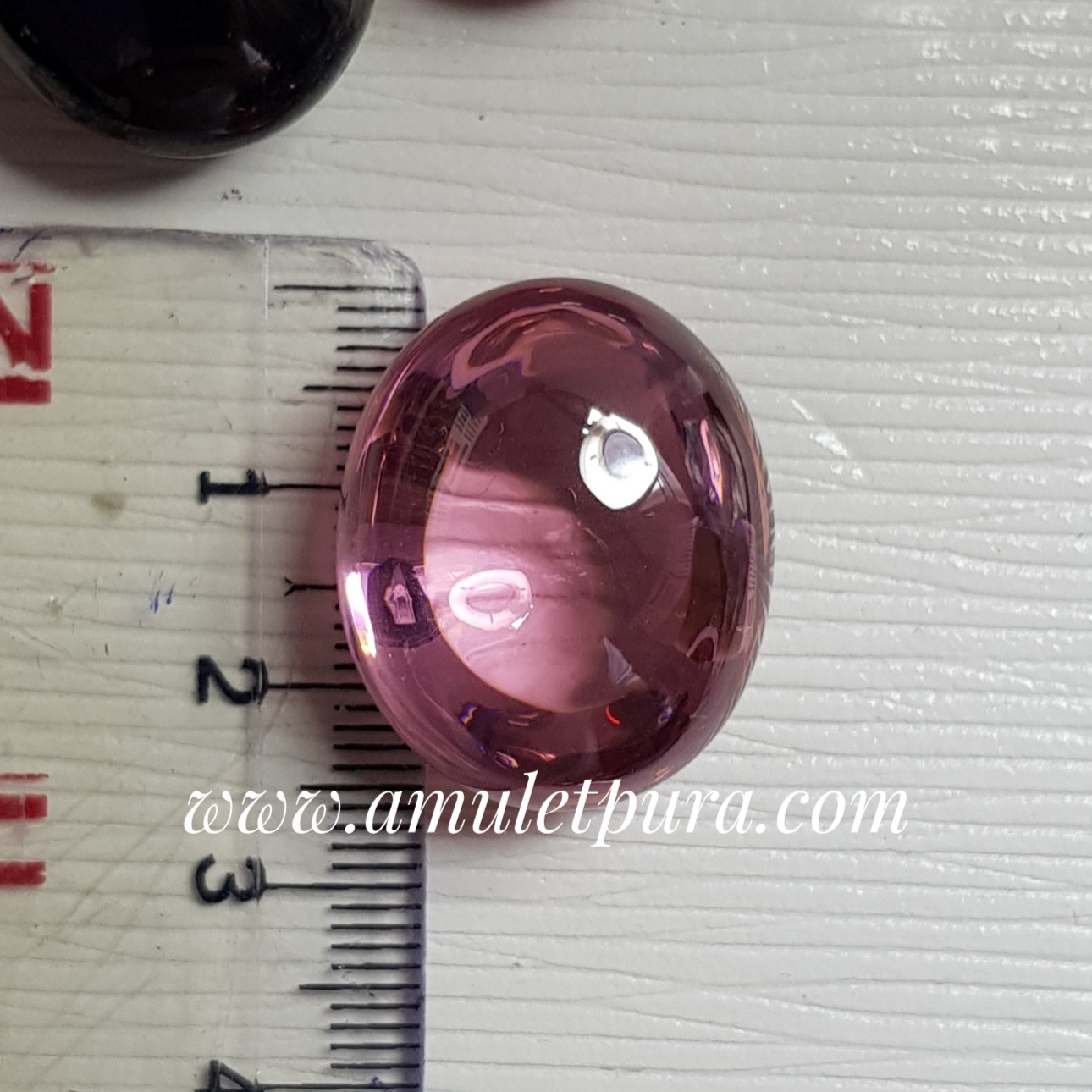 เพชรพญานาค สัณฐานรีหลังเบี้ย ขนาด 2.5 ซ.ม. ทุกสี ยกเว้นสีน้ำเงิน, ฟ้า, เขียว