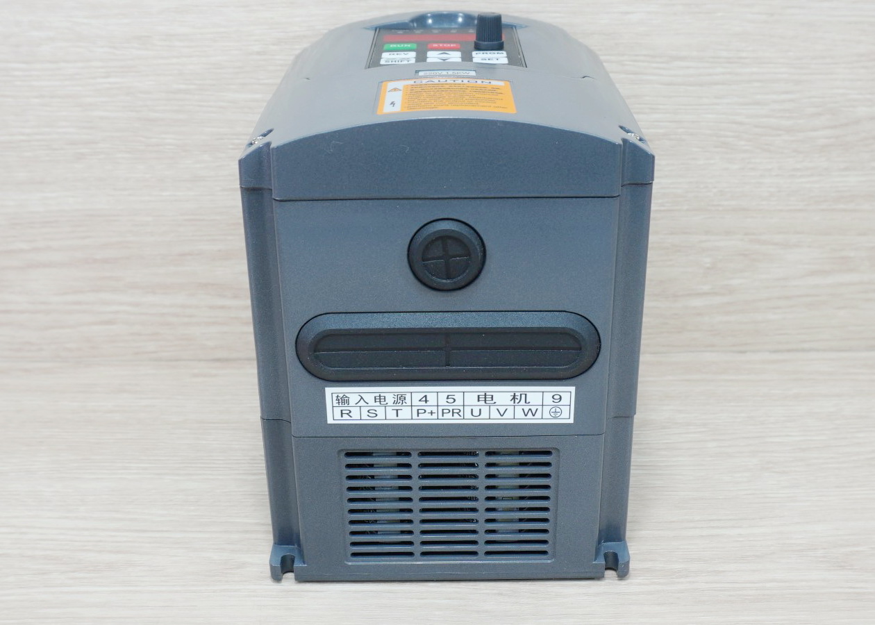 VFD Spindle Inverter 220V 1.5kw (HY01D523B)