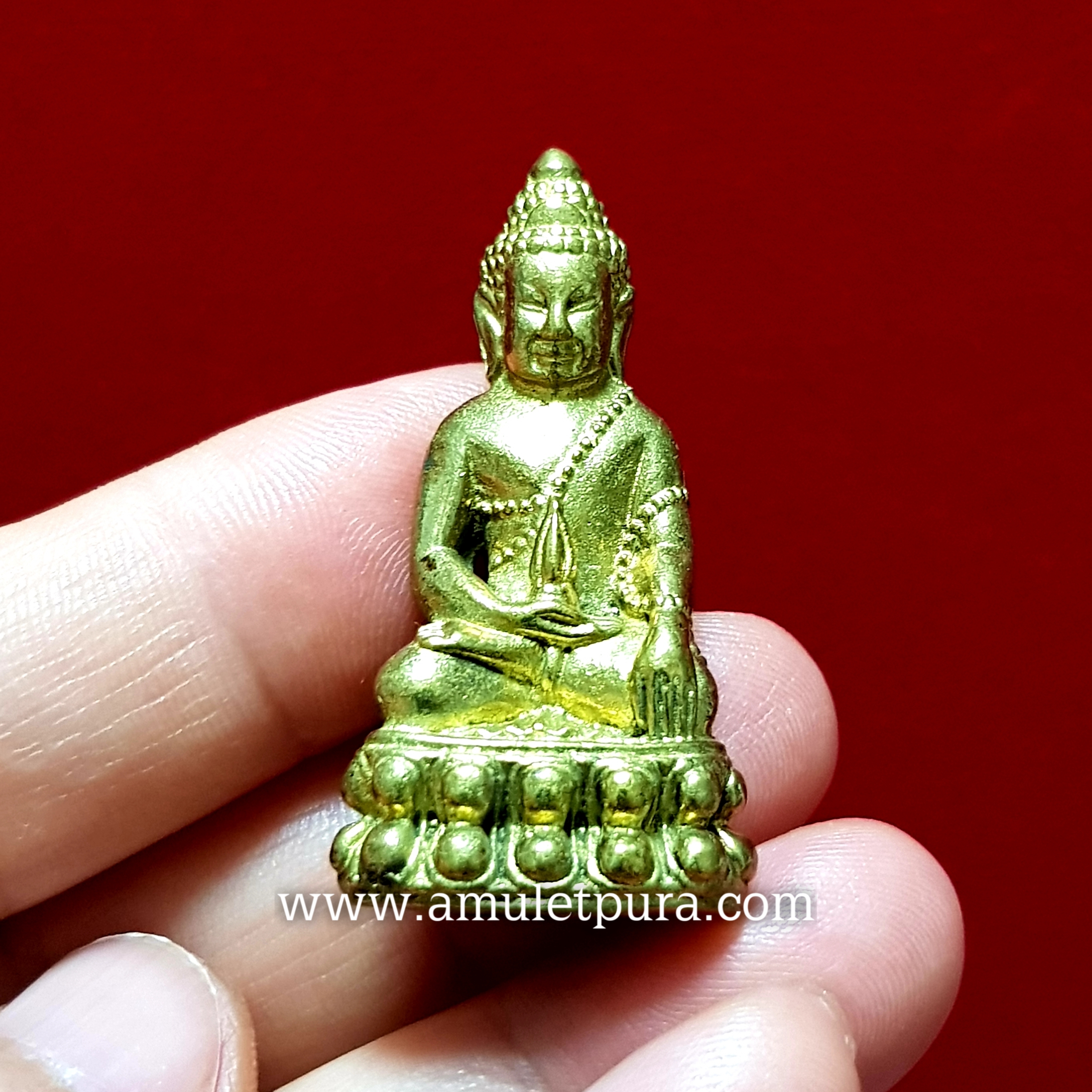 พระกริ่งนเรศวรเพชรกลับ (ปลอกลูกปืนกะใหล่ทอง) รุ่นอัศวิน ค่ายนเรศวร ปี50 วัดห้วยมงคล จ.ประจวบคีรีขันธ์ (ใต้ฐานตอกโค้ด หมายเลข160)