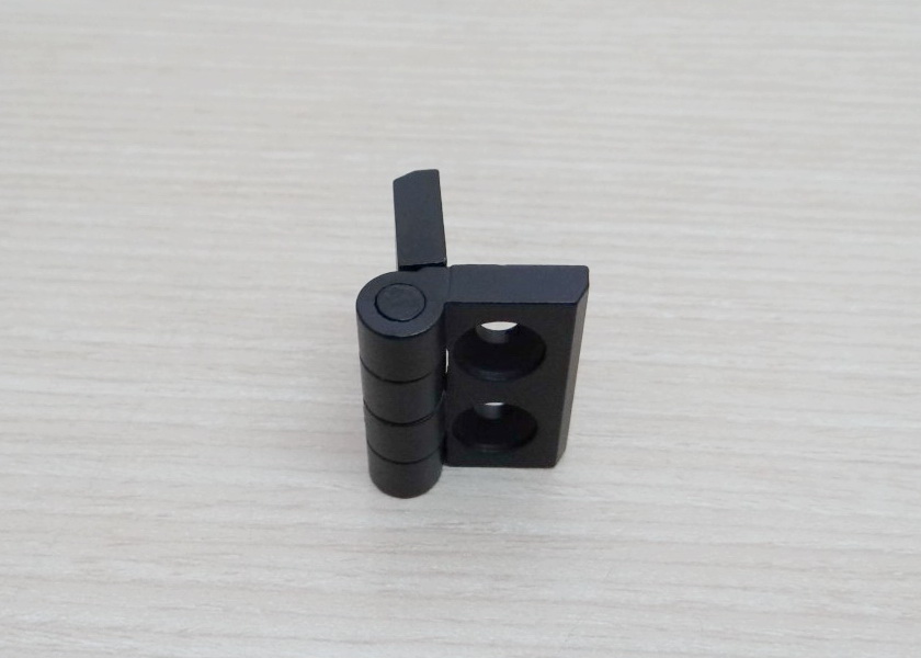 บานพับ Zinc Alloy Hinge for Alu-Profile 2020 ระยะรู 20x14 mm (สีดำ)