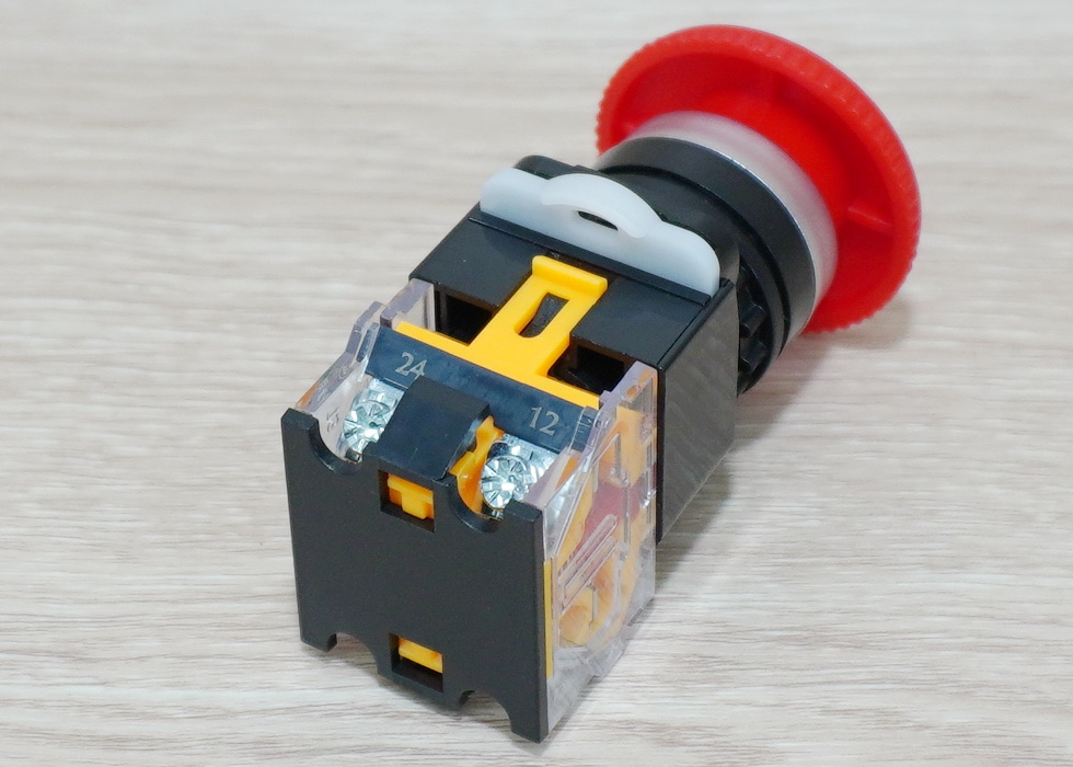 LA38-11ZS (STOP) Emergency Stop Push Button Switch (1NO/1NC) AC440V(Max)10A