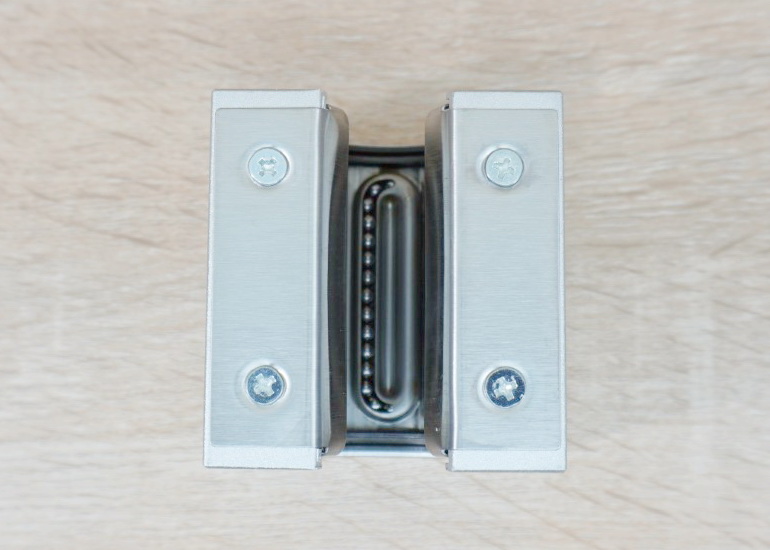 SBR30GA (ร่องเหล็ก ทนทานสูง) Steel Retainer - Aluminum Linear Ball Bearing Block