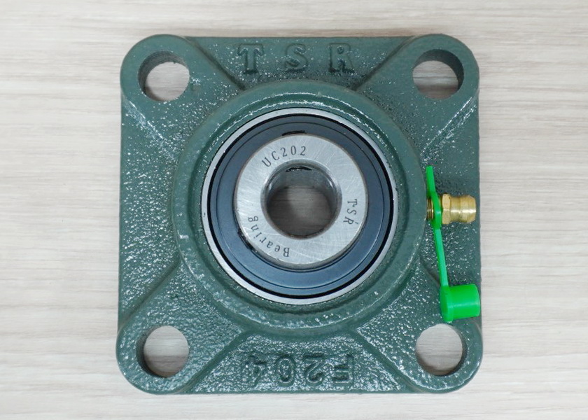 UCF202 Flange Bearing Unit 15mm Cast Iron Housing Self-aligning (โครงของ F204)