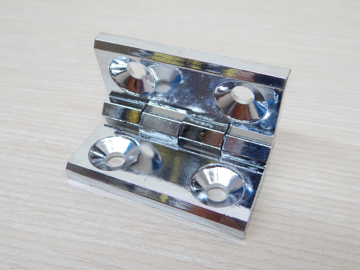 บานพับ Hinge 60x60 mm Zinc alloy หนา 6 mm ระยะรู 35x35 mm, รูยึด 6.5 mm (สีเงิน)