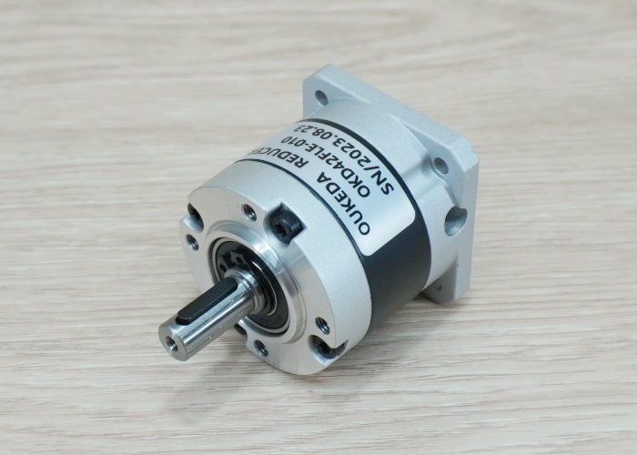 Precision Planetary Gearbox Ratio 10:1 NEMA17 Speed Reducer (Shaft: IN 5mm - OUT 8mm)