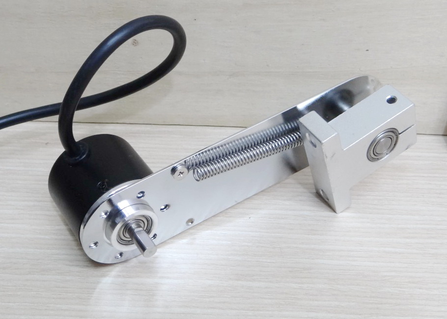 360P/R Incremental Rotary Encoder (E38-S6-360-2-N-24) Shaft 6mm, Cable 2M, NPN, 5-24VDC