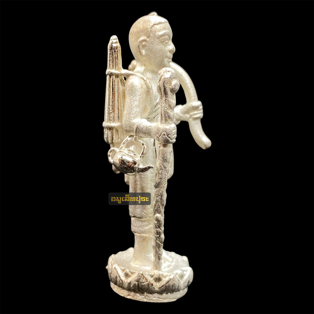 พระสิวลีมหาลาภ (เนื้อเงิน) รุ่นสวัสดิมงคล ปี53 หลวงพ่อสวัสดิ์ วัดศาลาปูน จ.พระนครศรีอยุธยา (ตอกโค้ดใต้ฐาน หมายเลข 192)