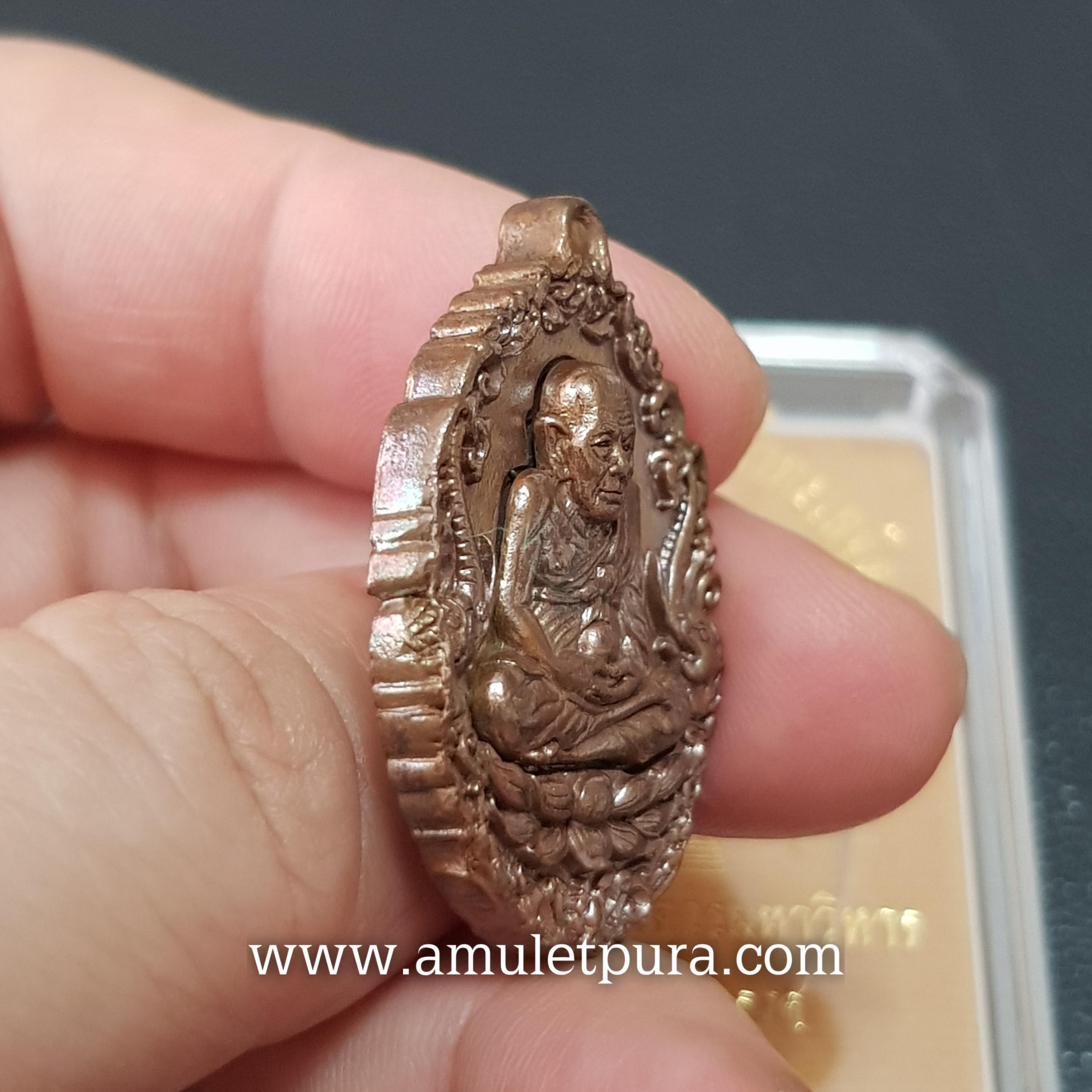 เหรียญหล่อหลวงปู่ทวดบรรจุกริ่ง เนื้อทองแดงผิวไฟ รุ่นเปิดโลกเศรษฐี58 วัดพระมหาธาตุฯ จ.นครศรีธรรมราช (ตอกโค้ด หมายเลข 1691)