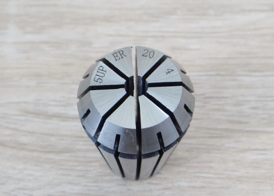 ER20 Chuck - Hole 4mm High Precision 0.008 mm Spring Collet