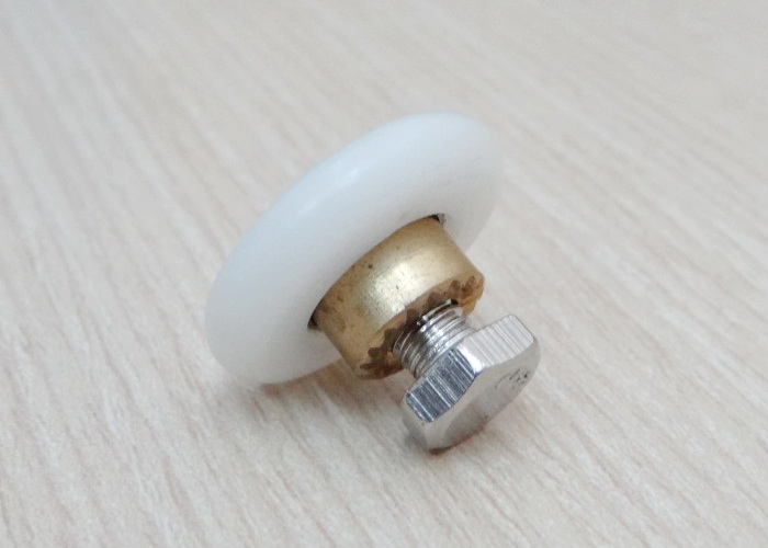 Nylon Pulley Sheave 25mm Diameter + Screw M6x12