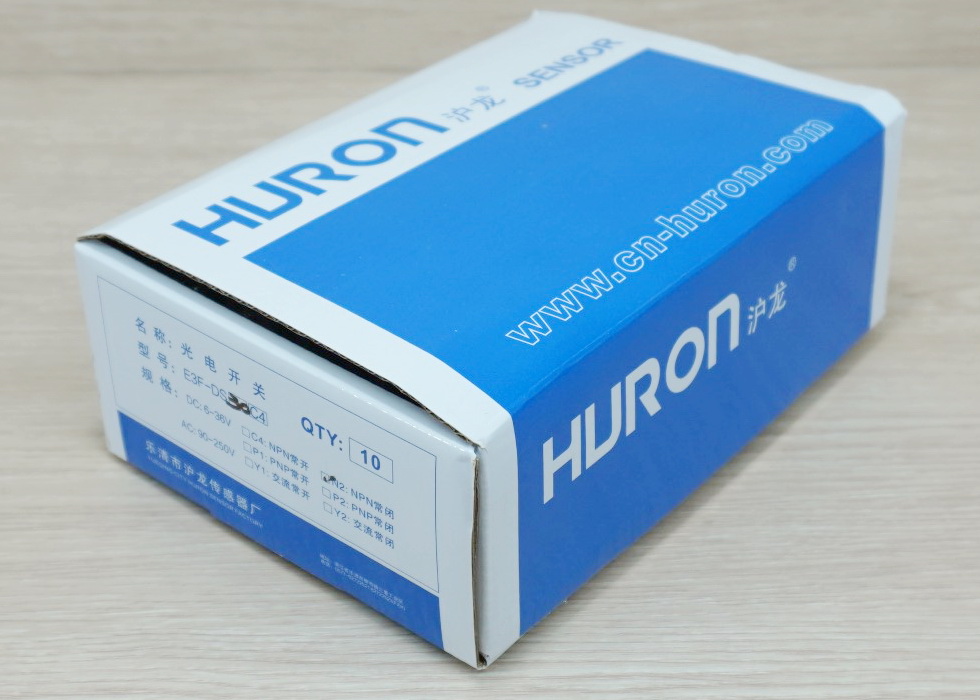 E3F-DS30N2 Infrared Photoelectric Sensor 10-30cm Detection Range Adjust (NPN, NC)