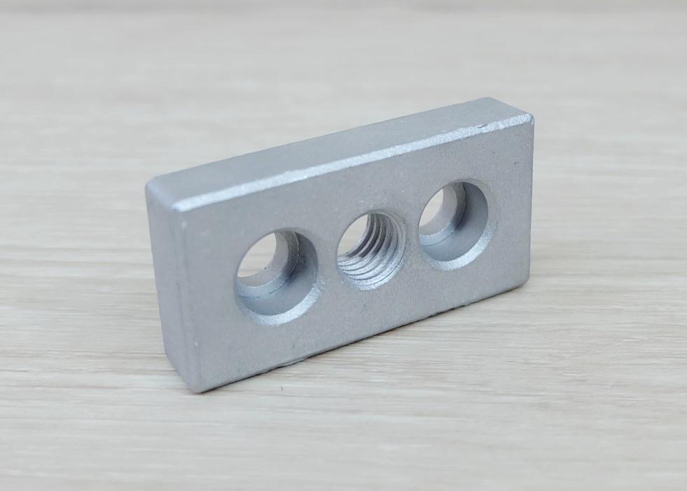 End Connection Joint Plate 3060, M12, 2-D8mm สำหรับ Series 30 Alu Profile