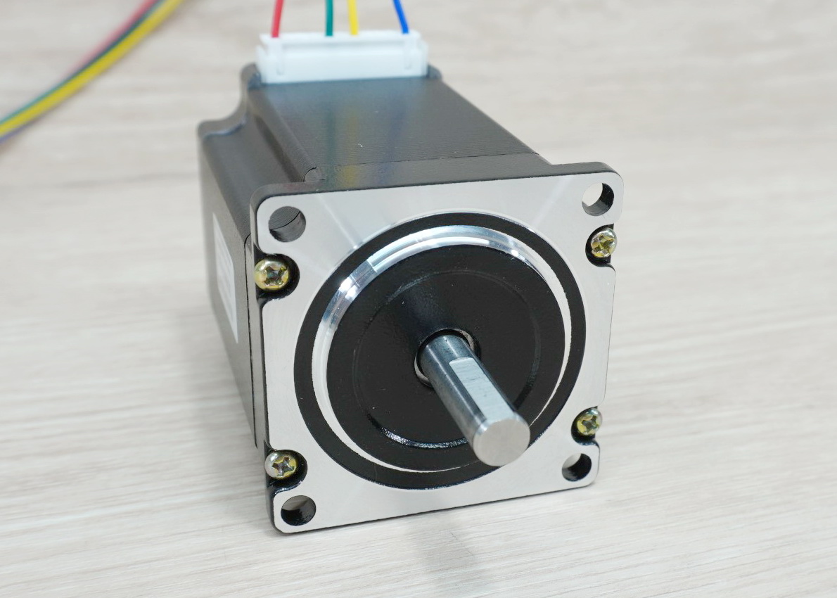 HANPOSE - Stepper Motor (Nema23) แรงบิด 1.89N.m 2.8A Shaft 8mm (23HS7628-8)
