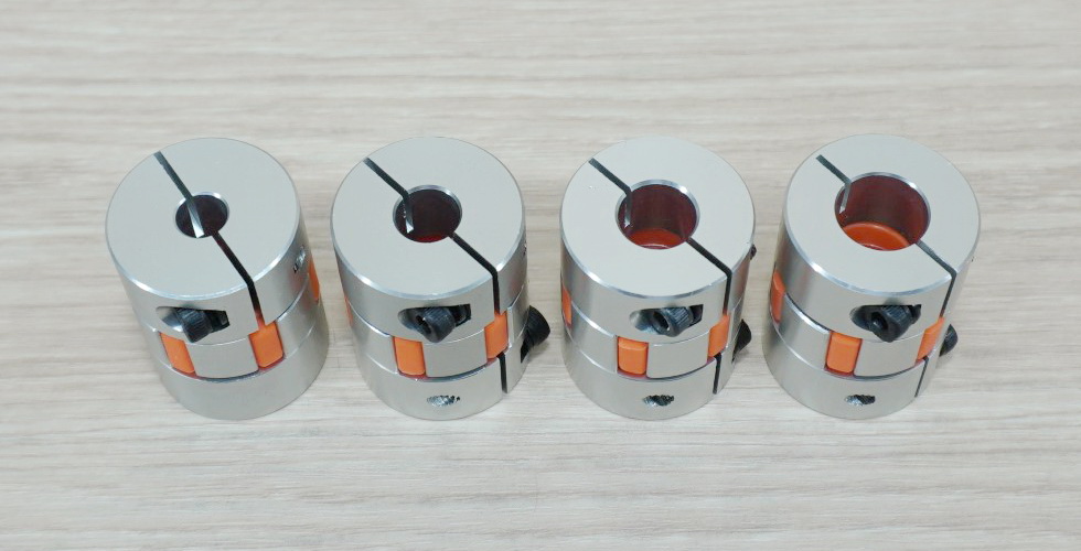 12 x 12 mm XB-Plum Flexible Shaft Coupling D30 L40