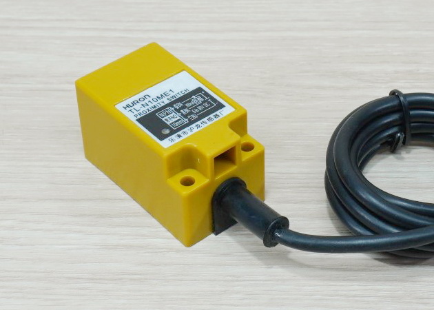 TL-N10ME1 (NPN, NO ระยะ 10mm) 6-36VDC Inductive Proximity Sensor
