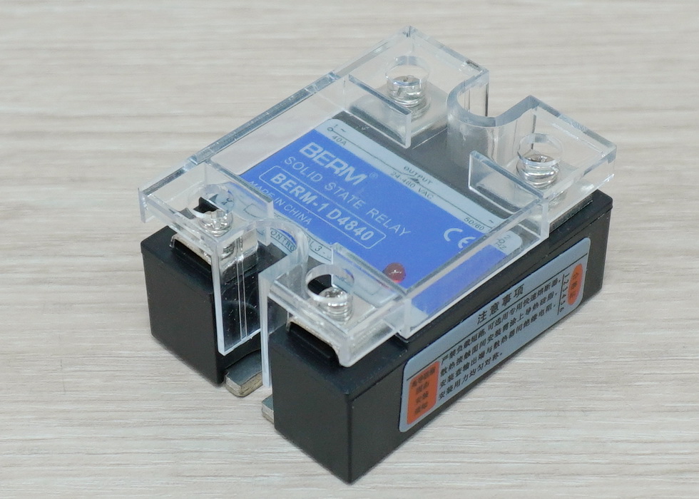 BERM-1 D4840 Solid State Relay, SSR 40A input 3-32VDC output 24-480VAC